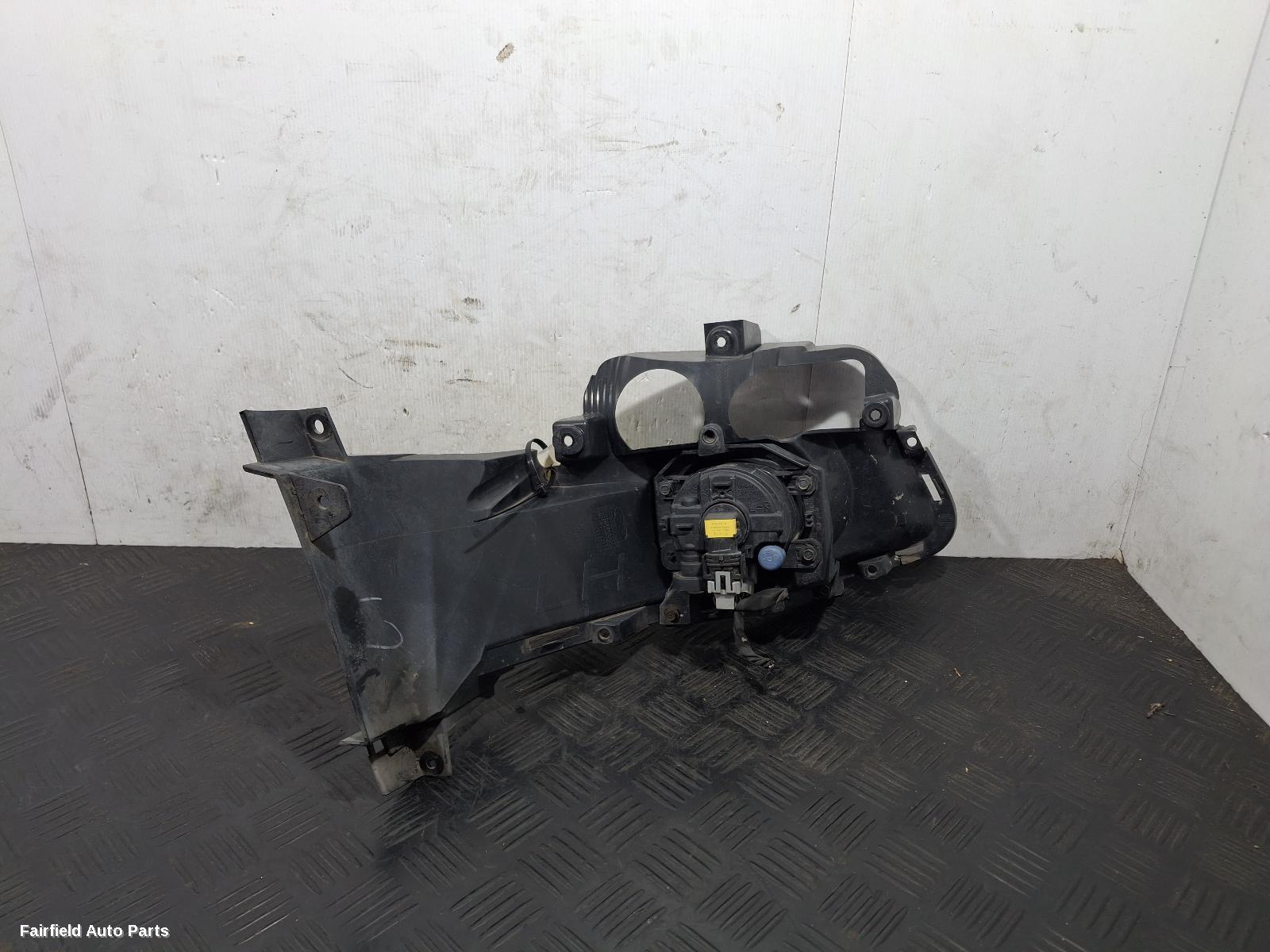 2015-2017 Ford Mustang Left Indicator Fog Side