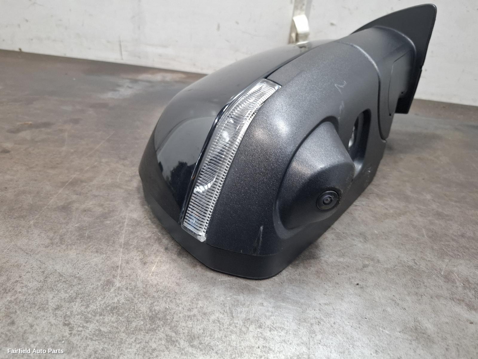 2022-2025 Ford Everest Right Door Mirror