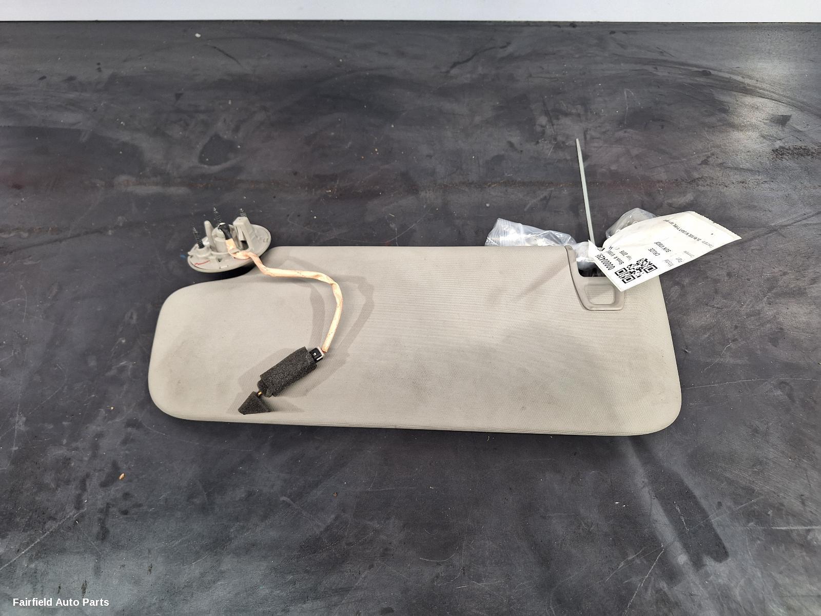 2011-2017 Holden Cruze Sunvisor