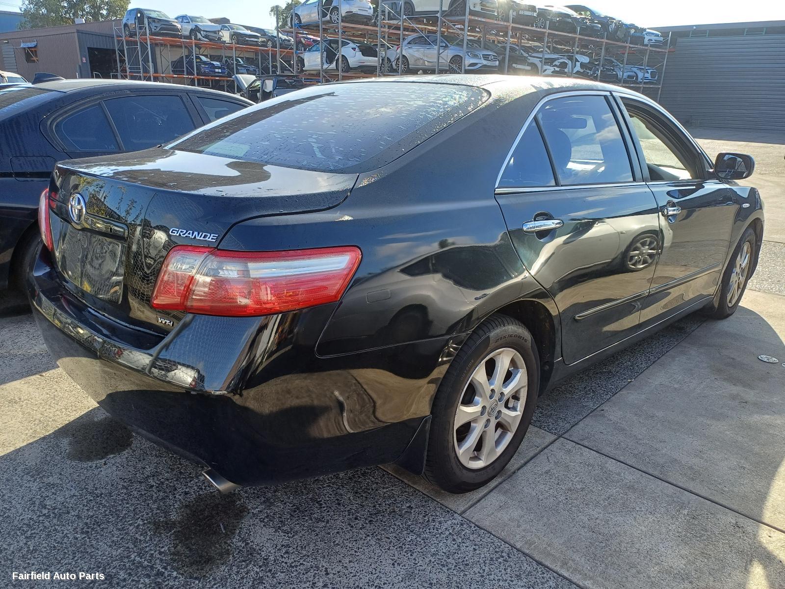 2006-2011 Toyota Camry Right Rear Door Sliding
