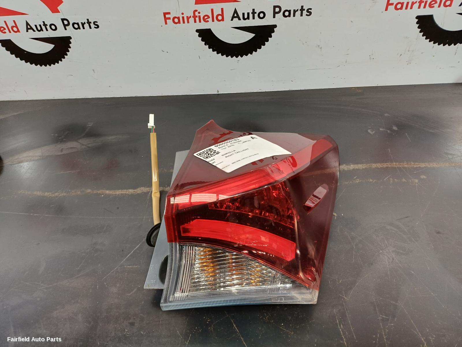 2015-2018 Toyota Corolla Right Taillight