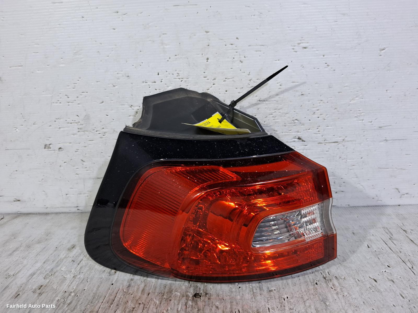 2014-2018 Jeep Cherokee Left Taillight