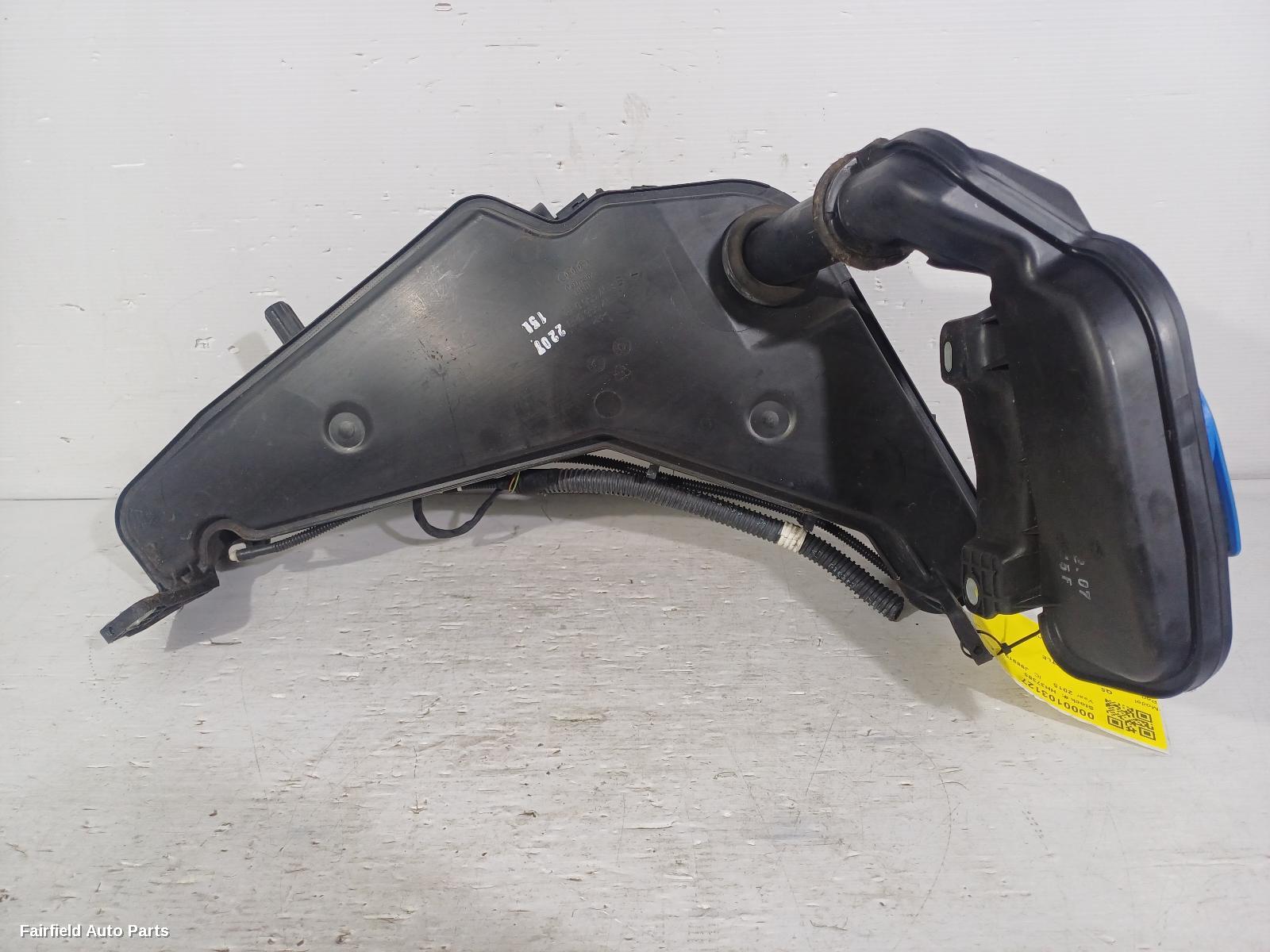 2008-2017 Audi Q5 Washer Bottle