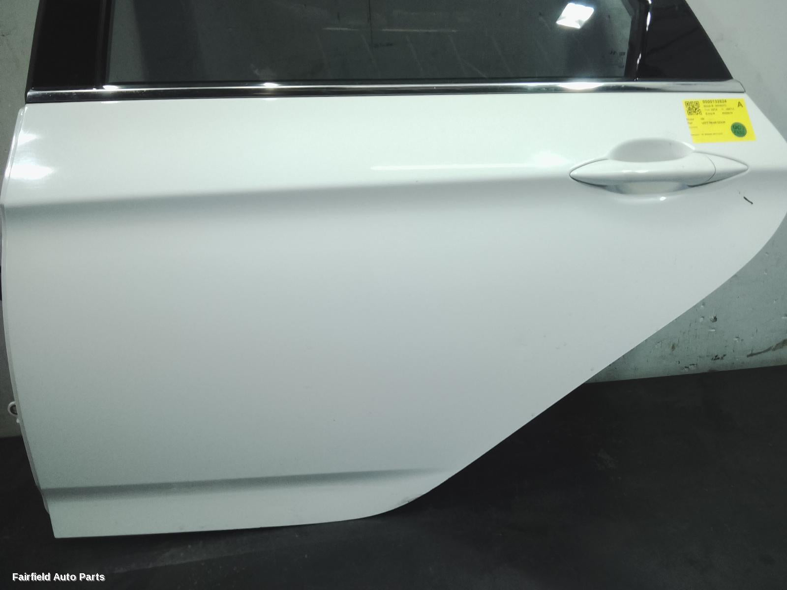 2011-2019 Hyundai I40 Left Rear Door Sliding