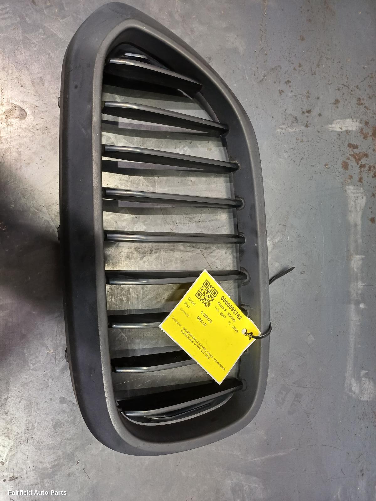2017-2020 Bmw 5 Series Grille