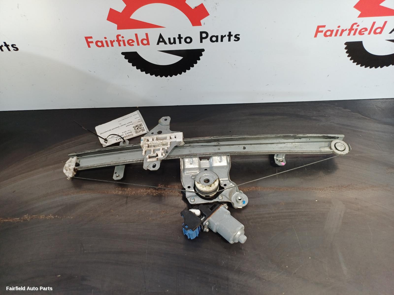 2013-2016 Nissan Pulsar Right Front Window Reg Motor