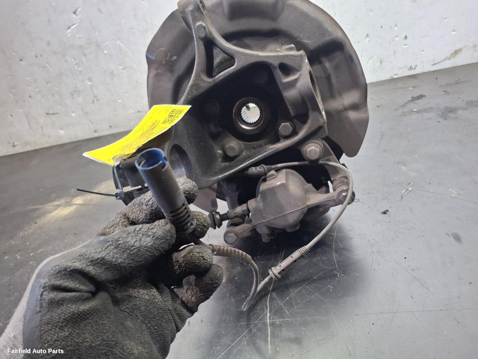 2010-2016 Mini Cooper Right Front Hub Assembly
