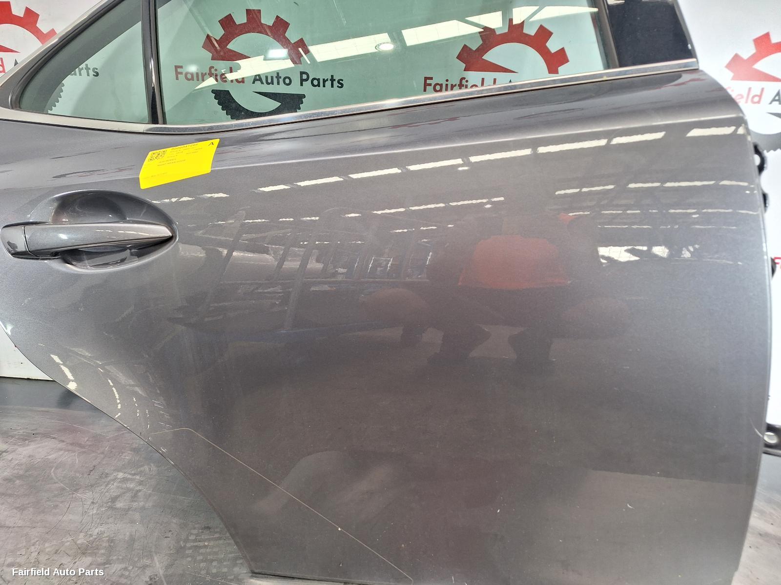 2013-2020 Lexus Is Series Right Rear Door Sliding