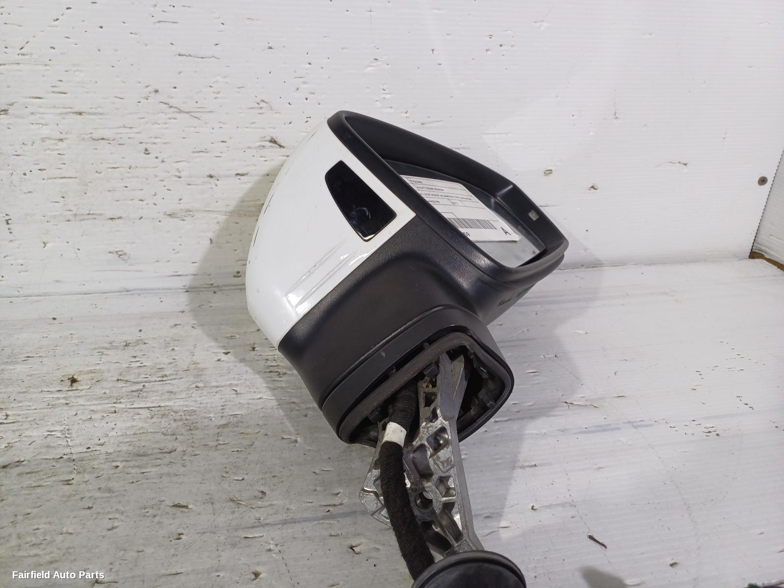 2016-2021 Volkswagen Tiguan Right Door Mirror