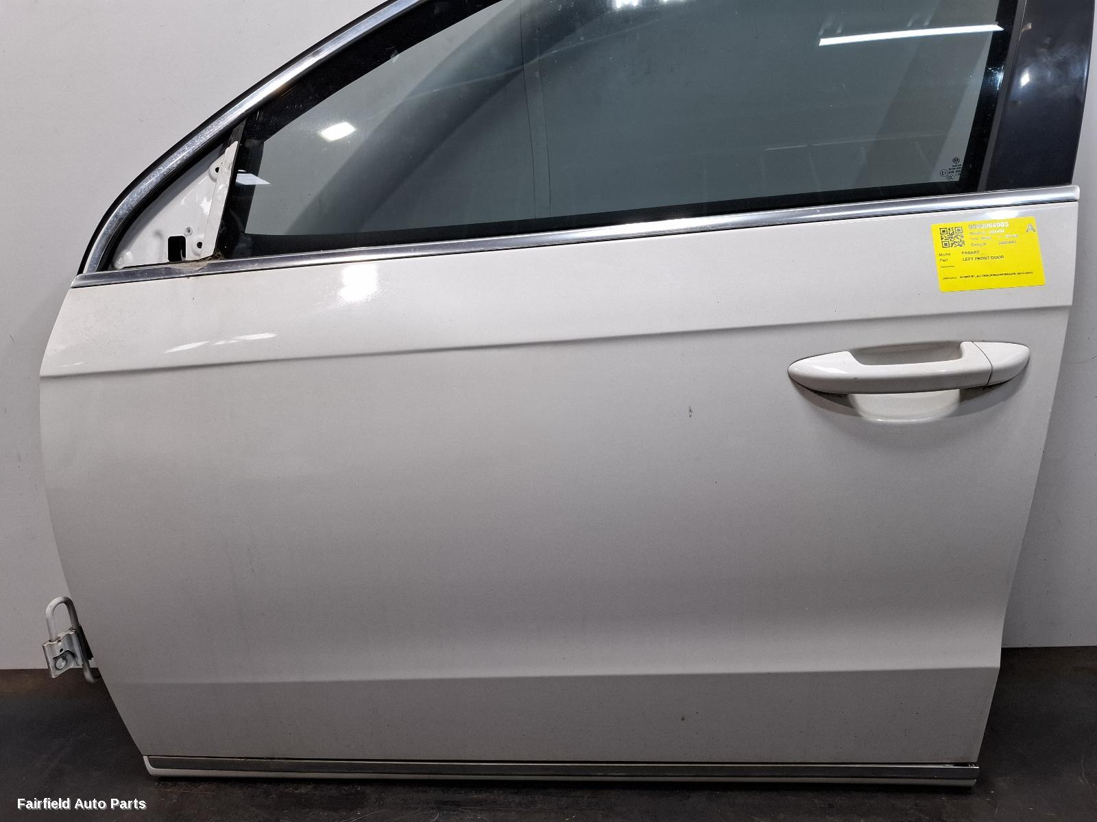 2010-2015 Volkswagen Passat Left Front Door