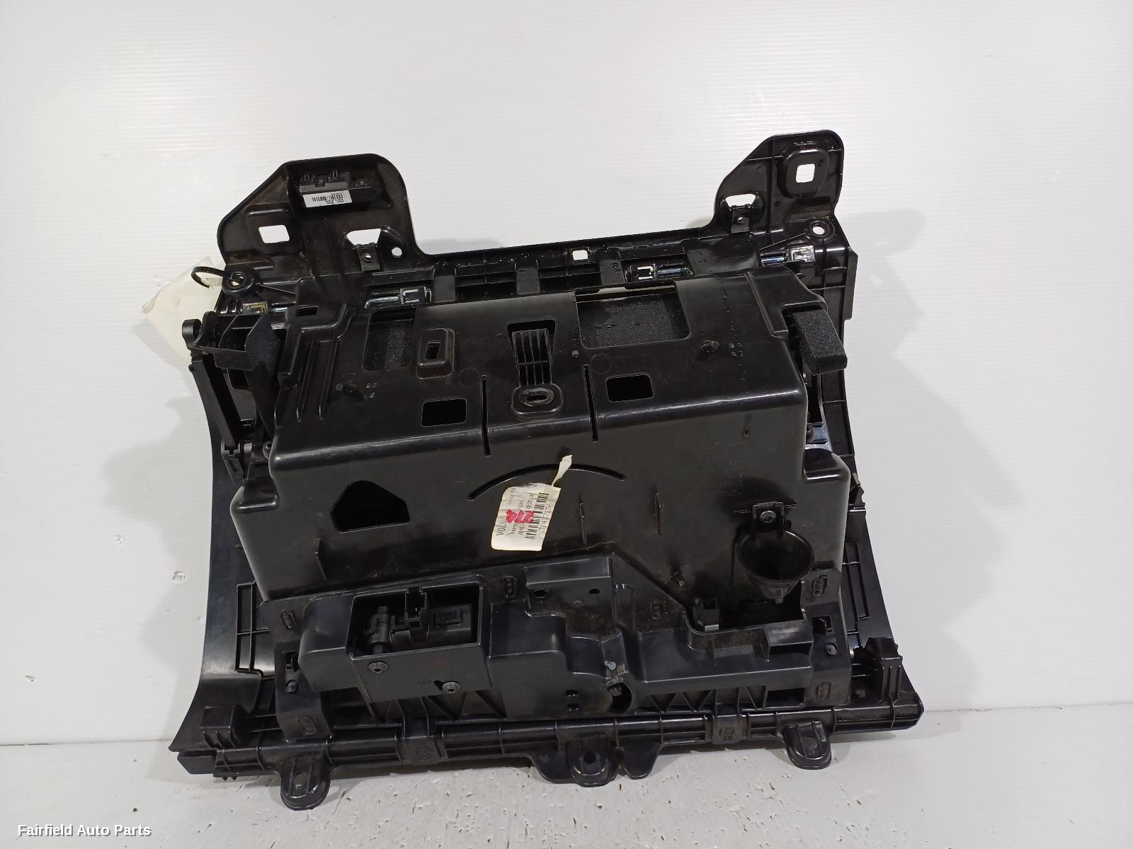 2015-2026 Volvo Xc90 Glove Box