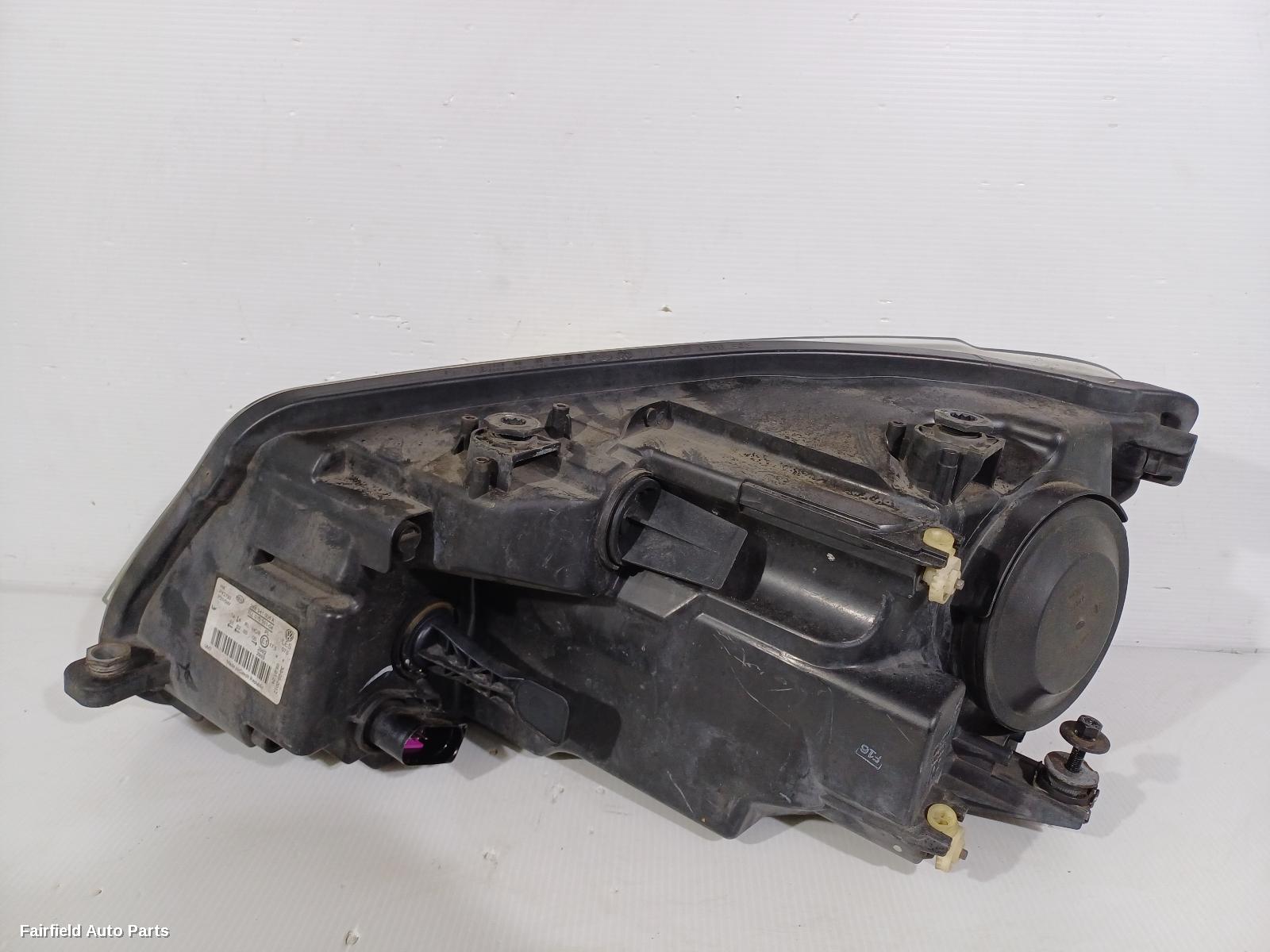 2010-2015 Volkswagen Caddy Right Headlamp