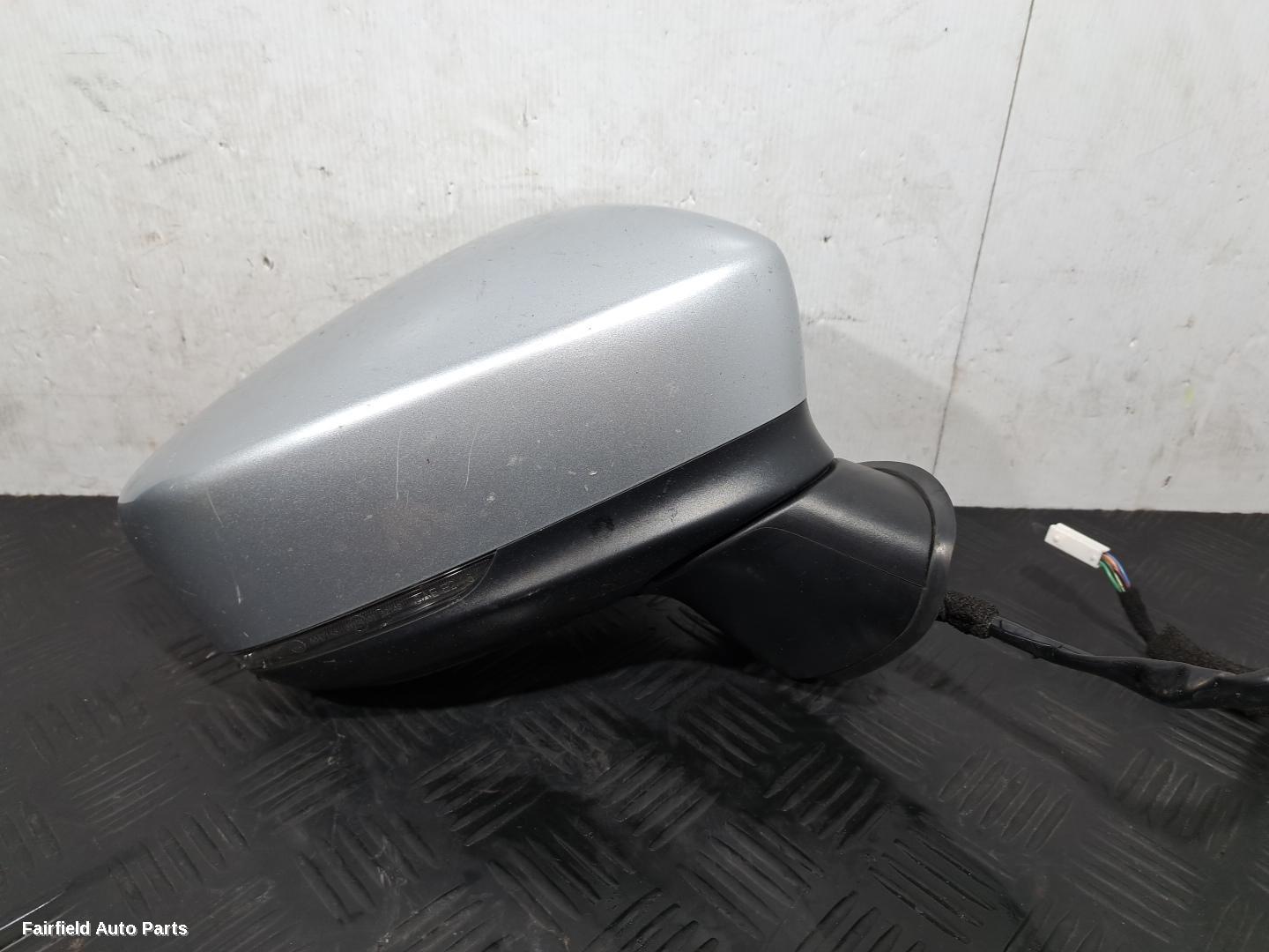 2016-2019 Mazda 3 Right Door Mirror
