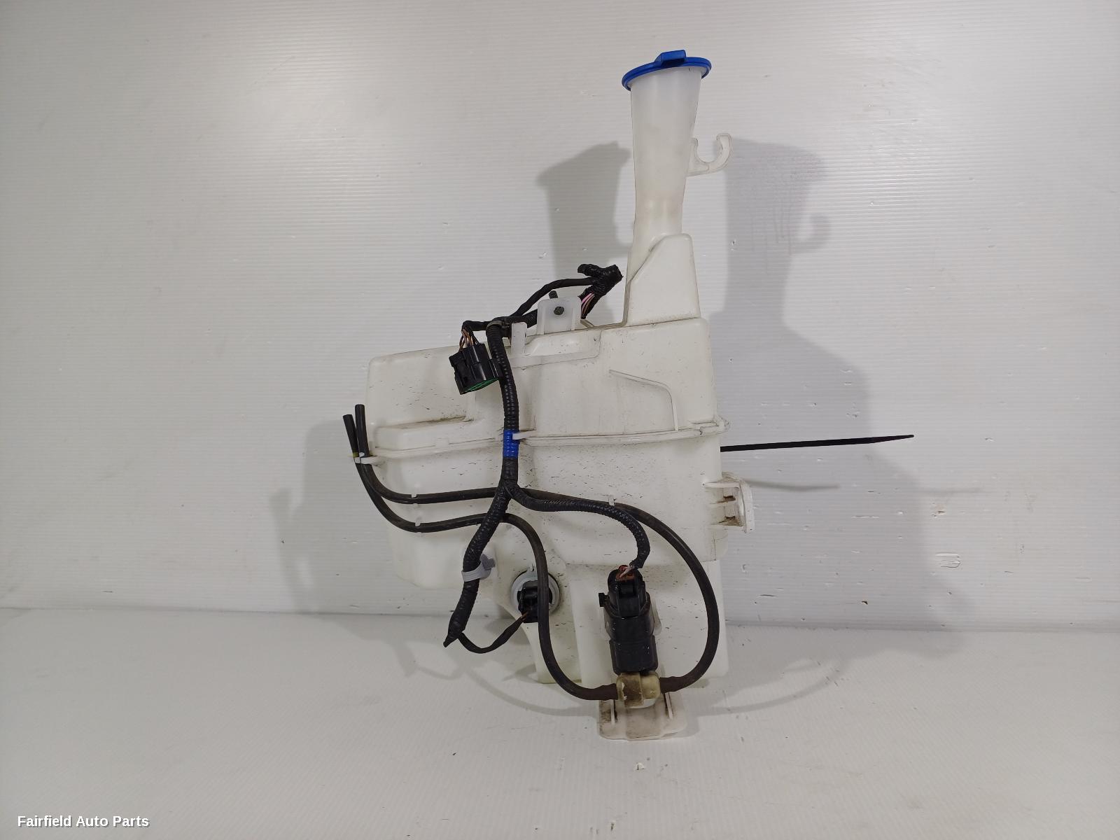 2017-2023 Hyundai I30 Washer Bottle