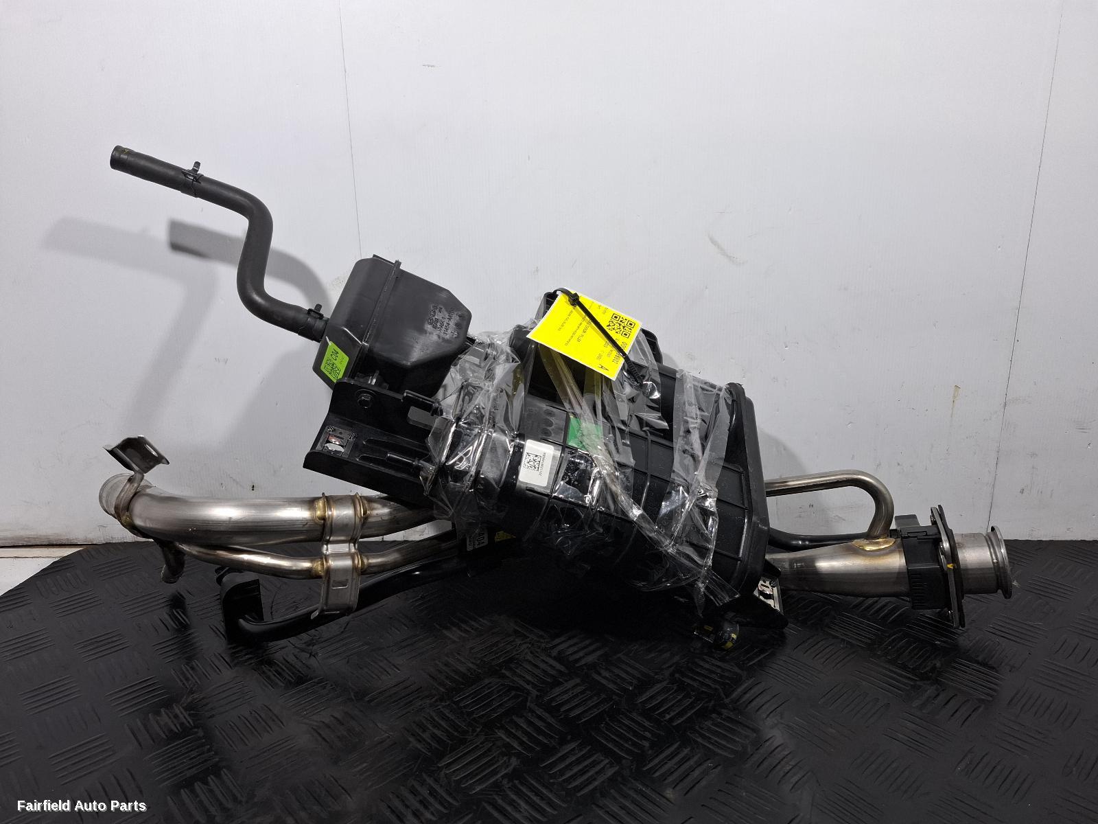 2020-2026 Hyundai I30 Fuel Door   Filler