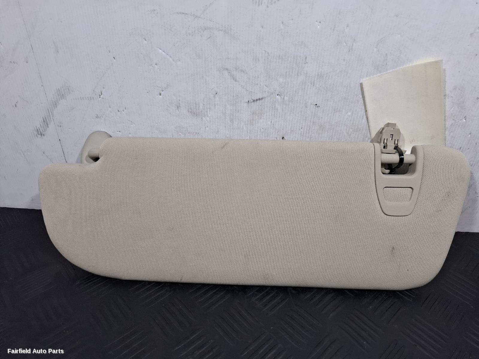 2017-2025 Ldv D90 Sunvisor
