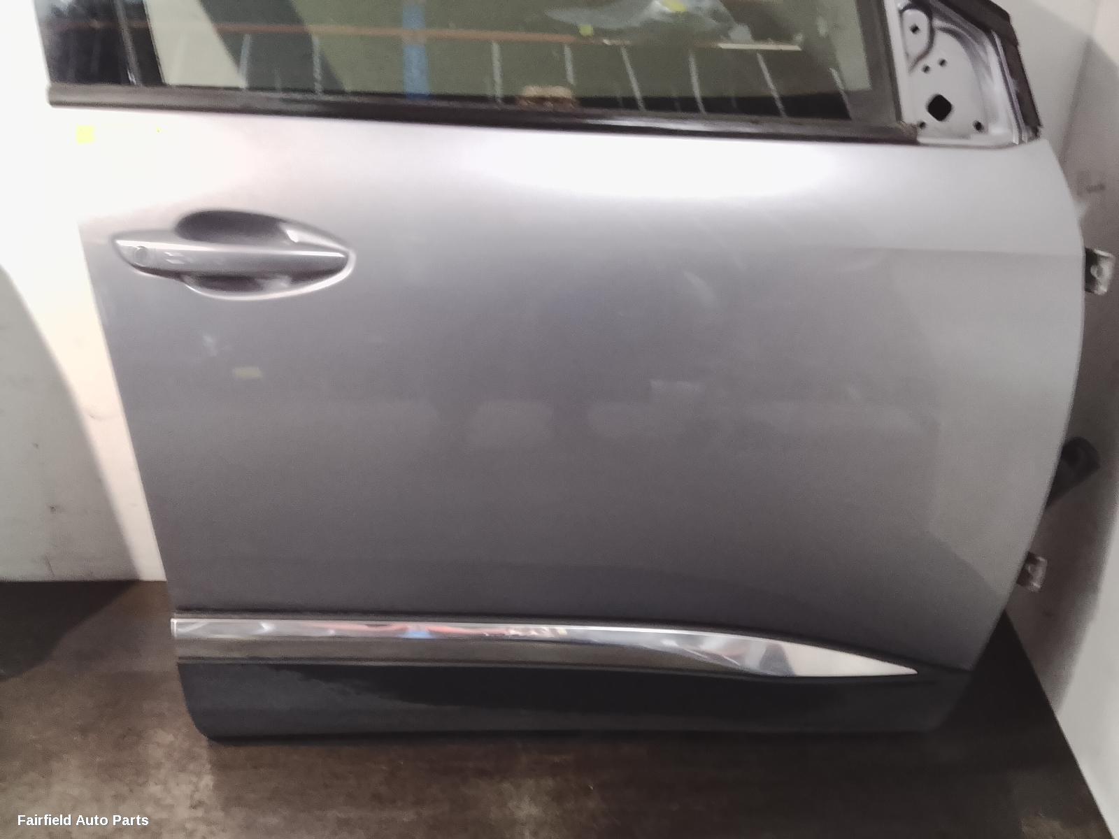 2016-2023 Peugeot 3008 Right Front Door