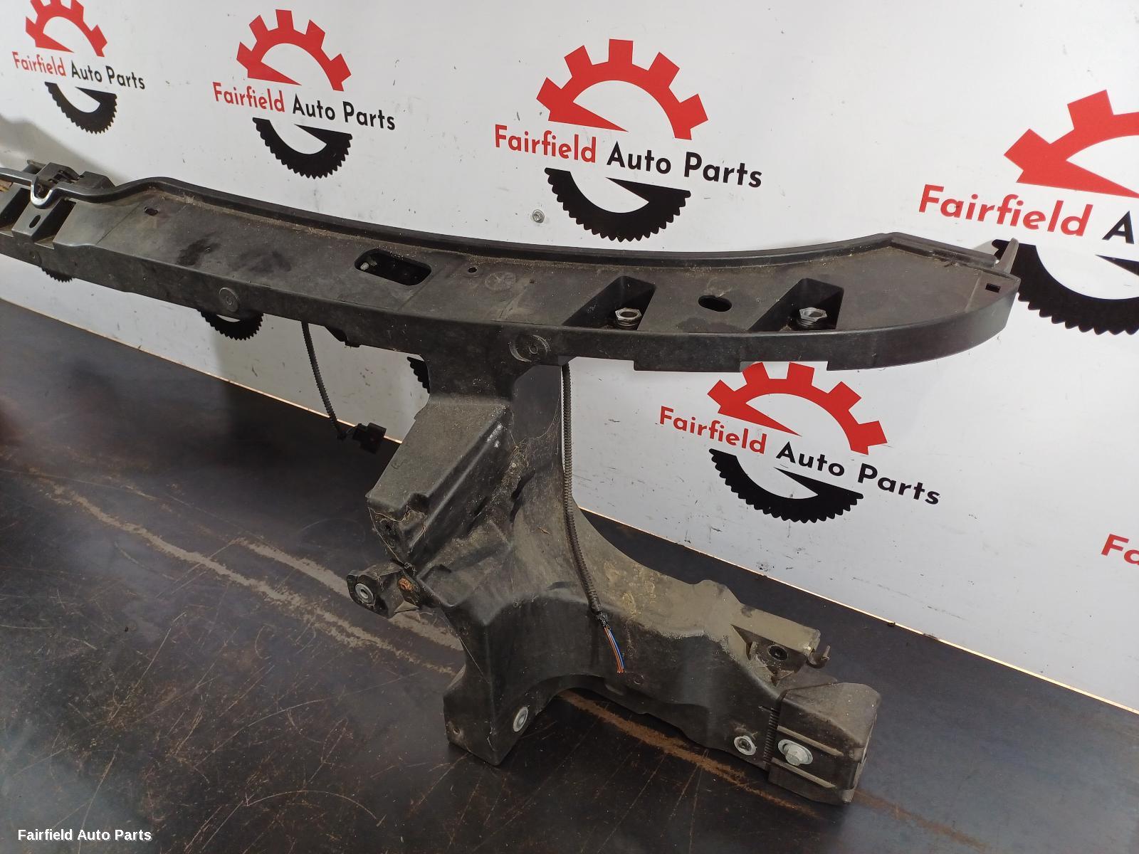 2009-2015 Volkswagen Transporter Radiator Support