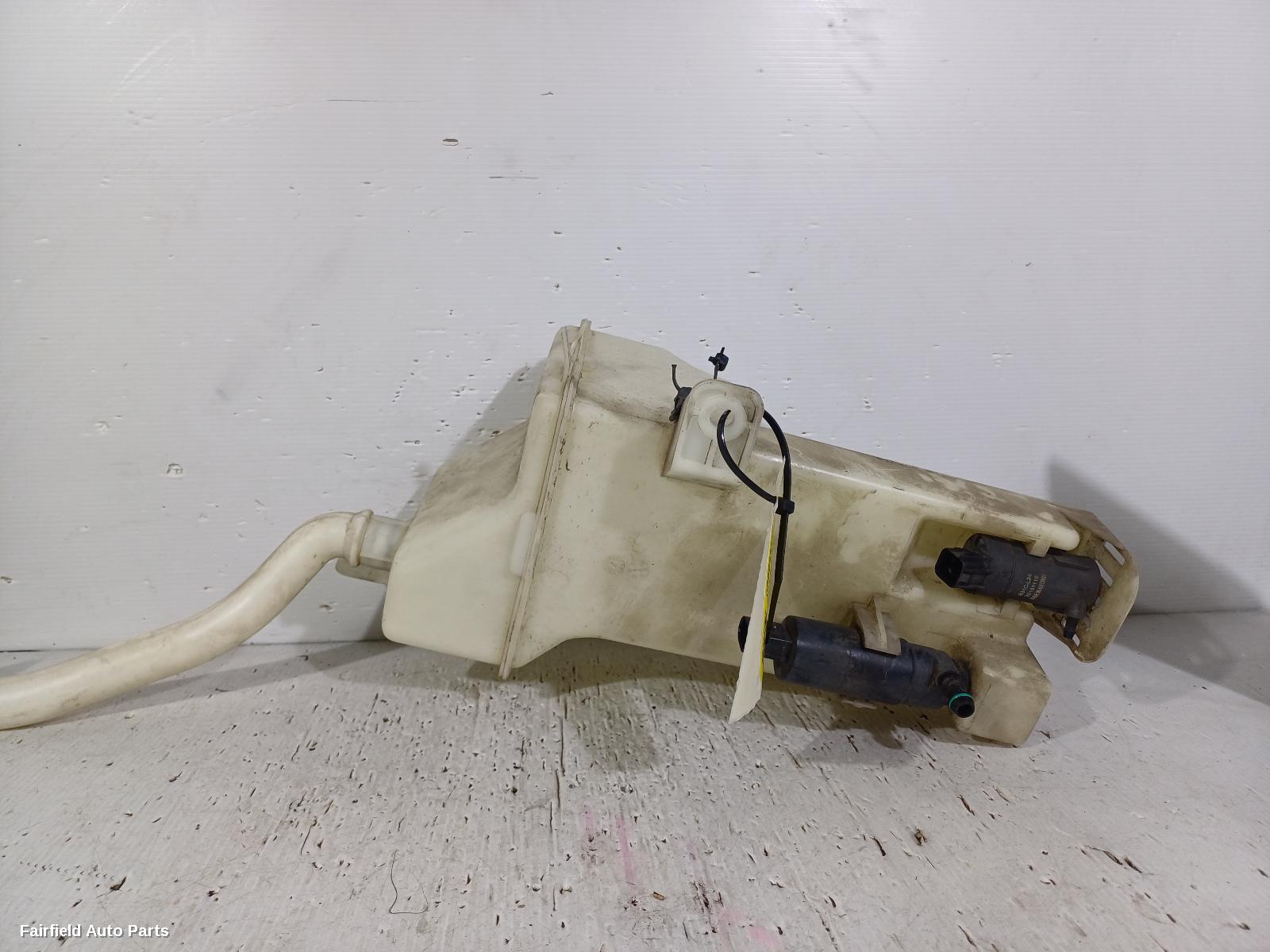 2015-2022 Ldv G10 Washer Bottle