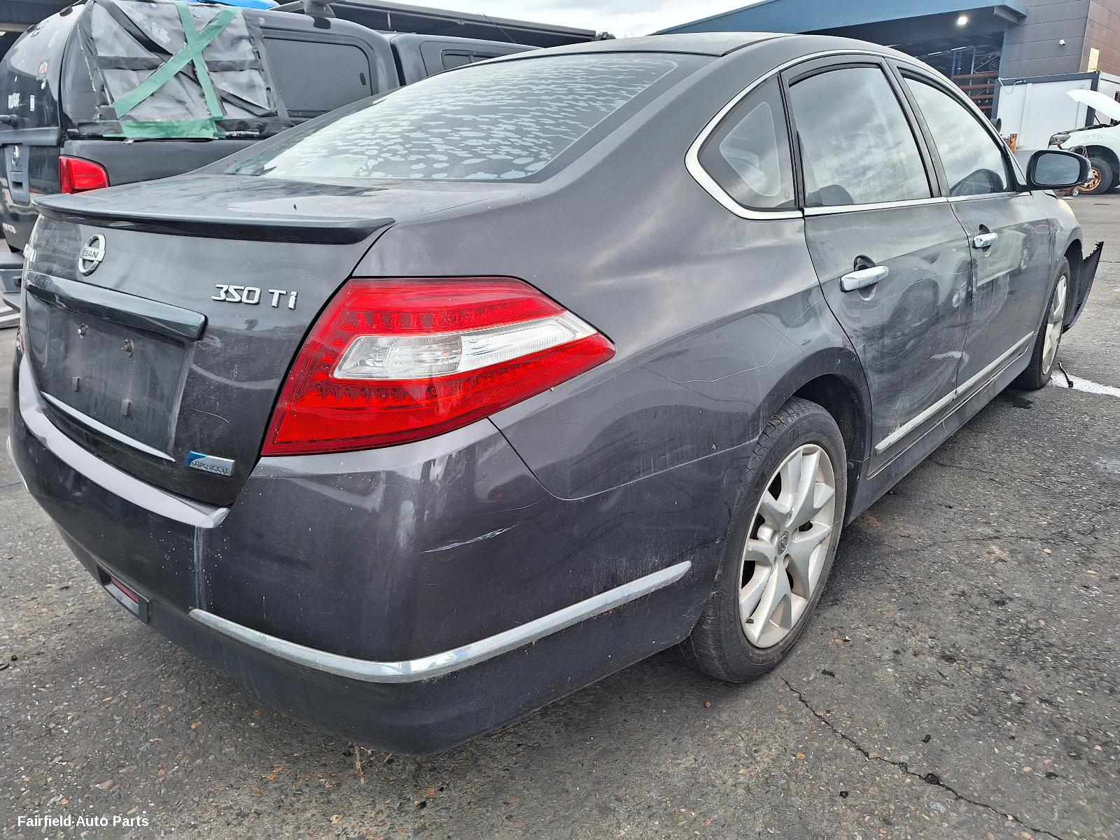 2009-2011 Nissan Maxima Right Rear Door Window