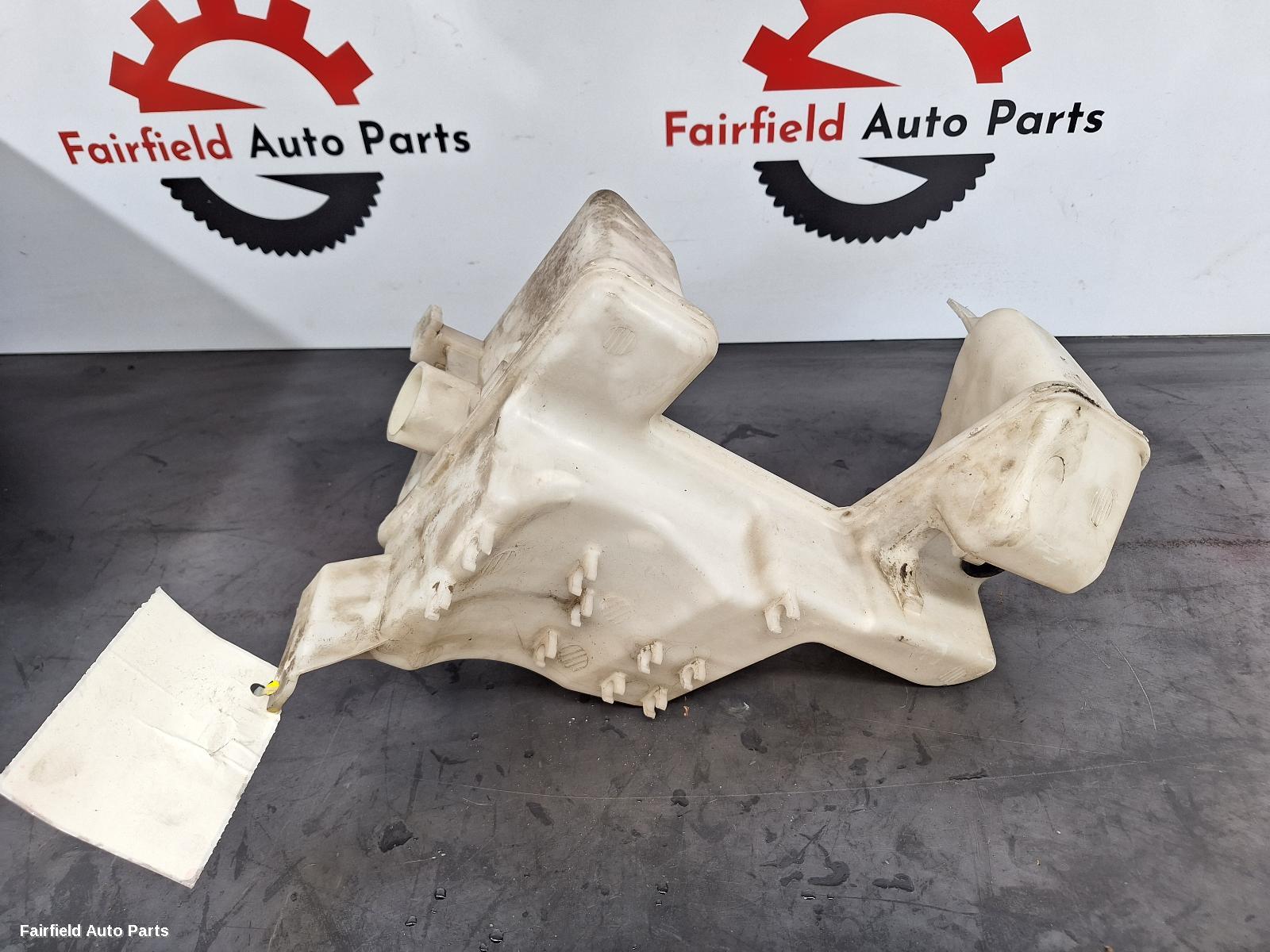 2009-2014 Peugeot 308 Washer Bottle