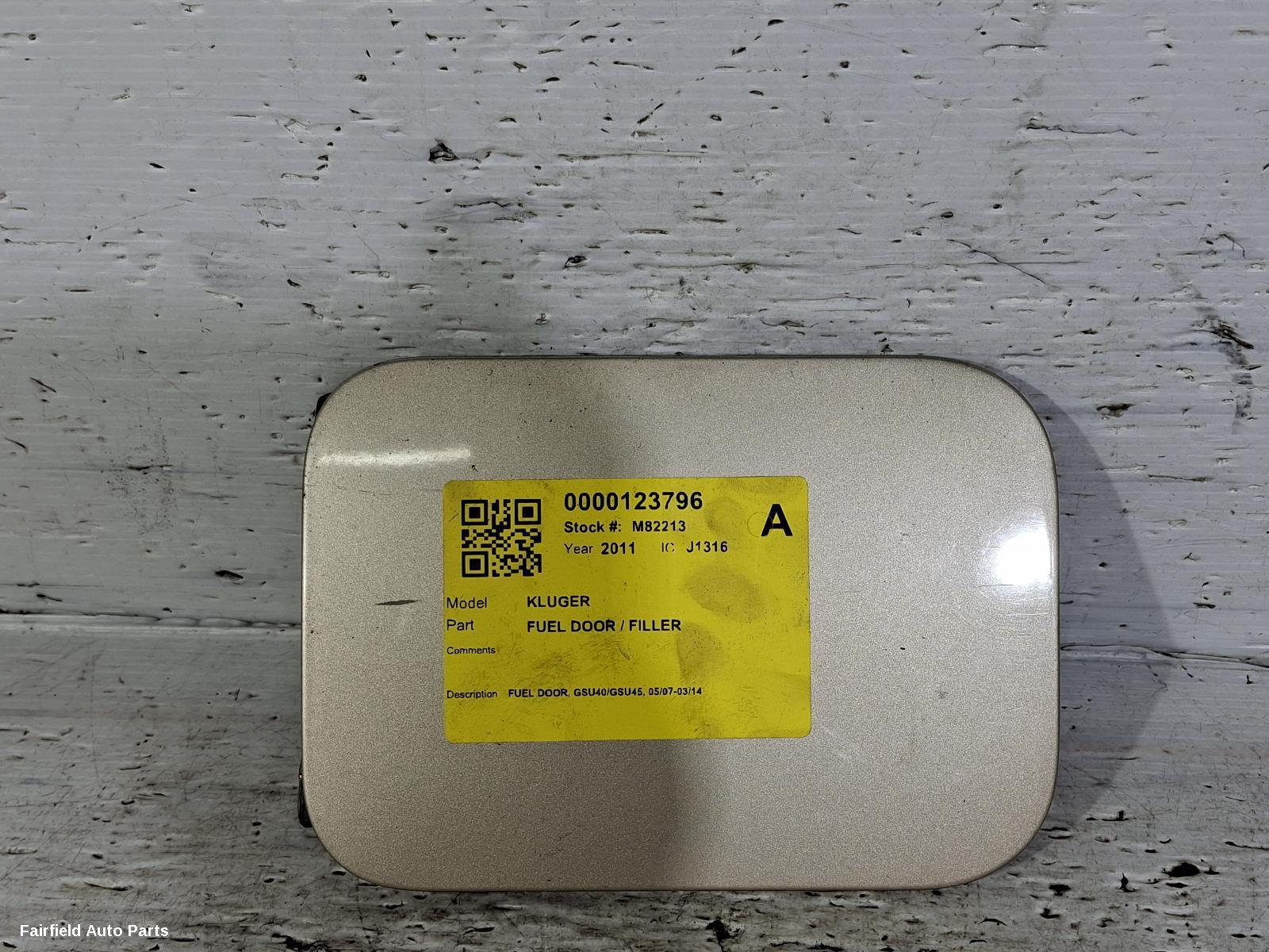 2007-2014 Toyota Kluger Fuel Door   Filler