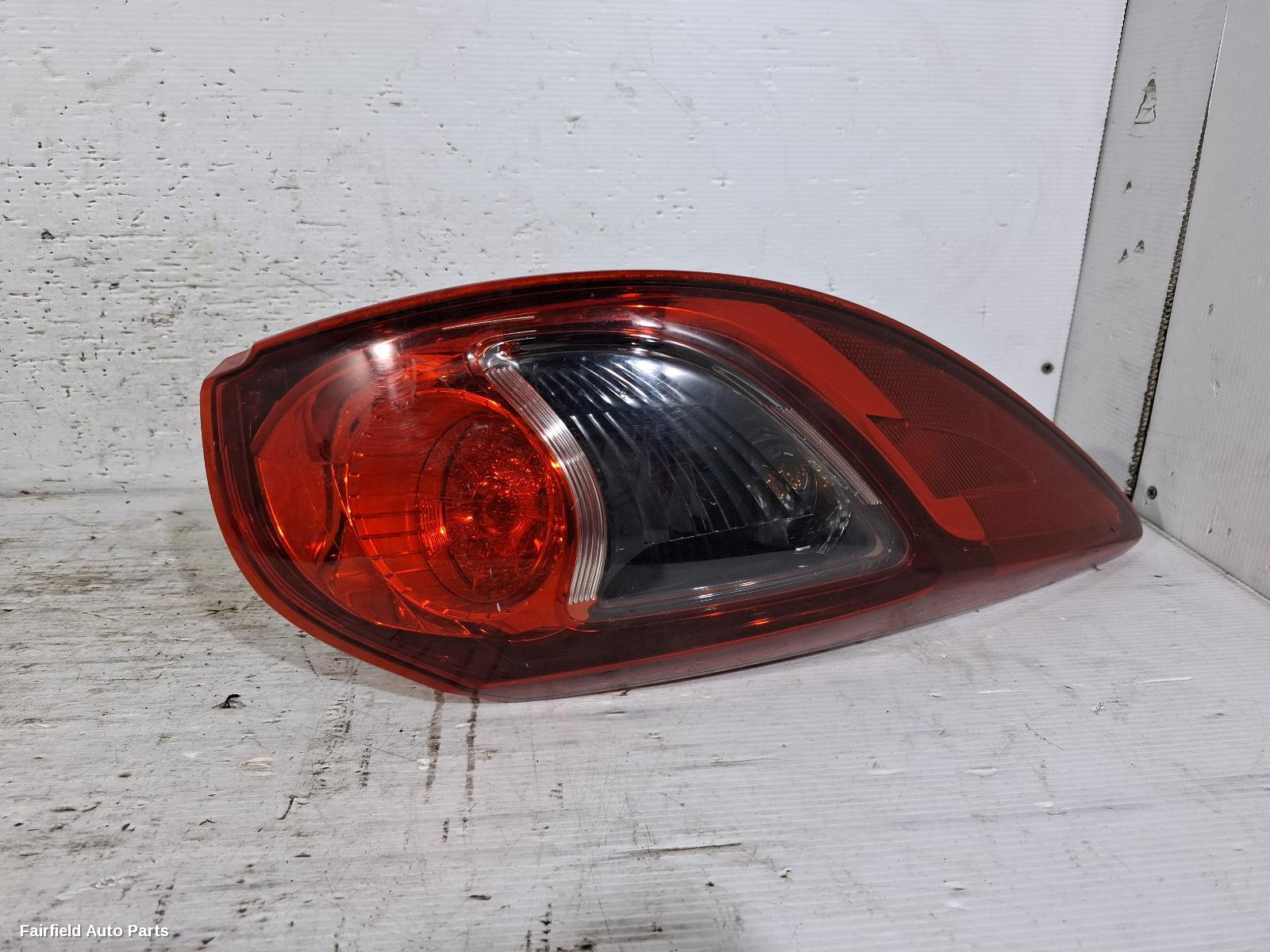 2012-2016 Mazda Cx5 Left Taillight
