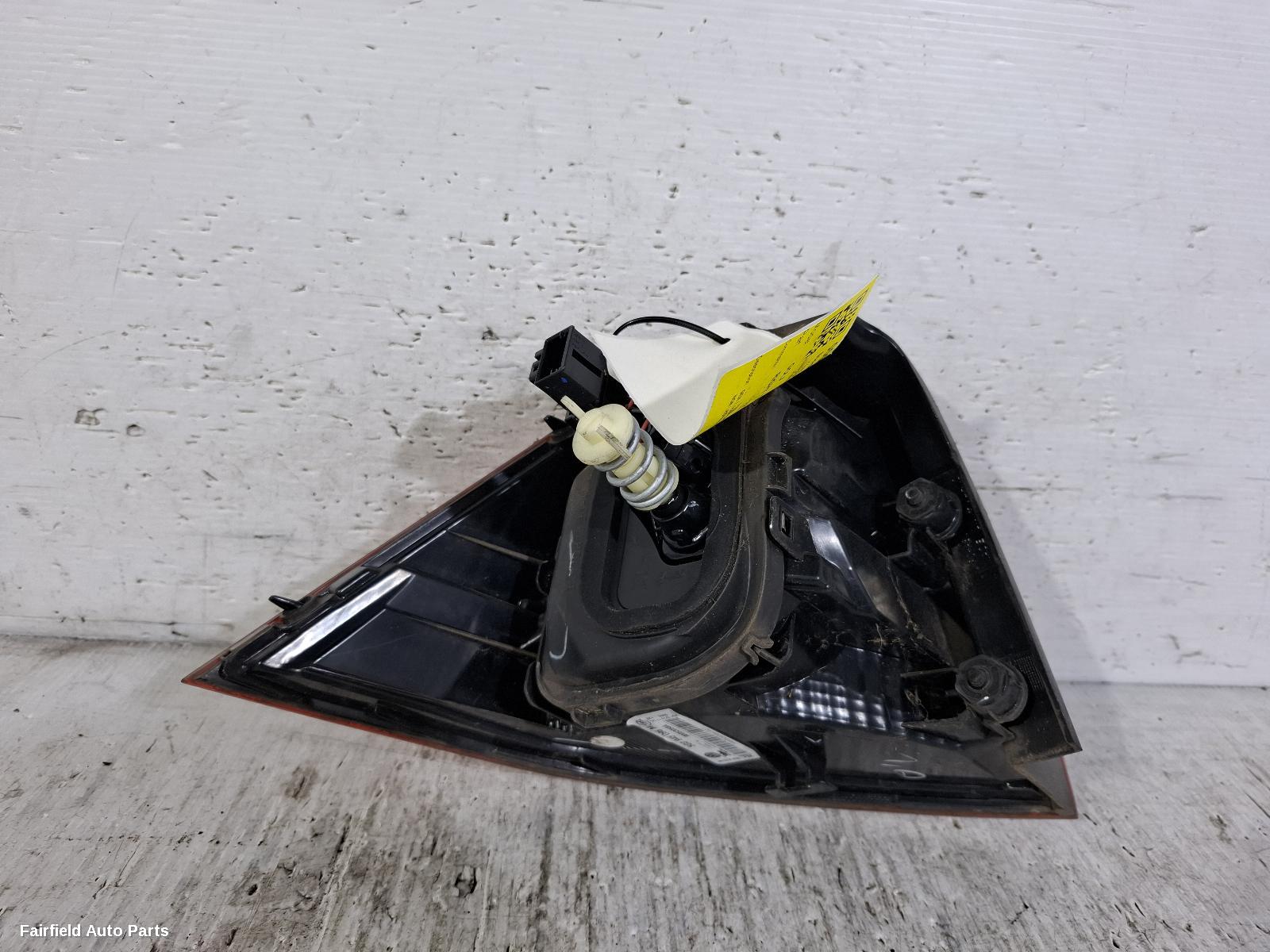 2012-2017 Volkswagen Golf Right Taillight