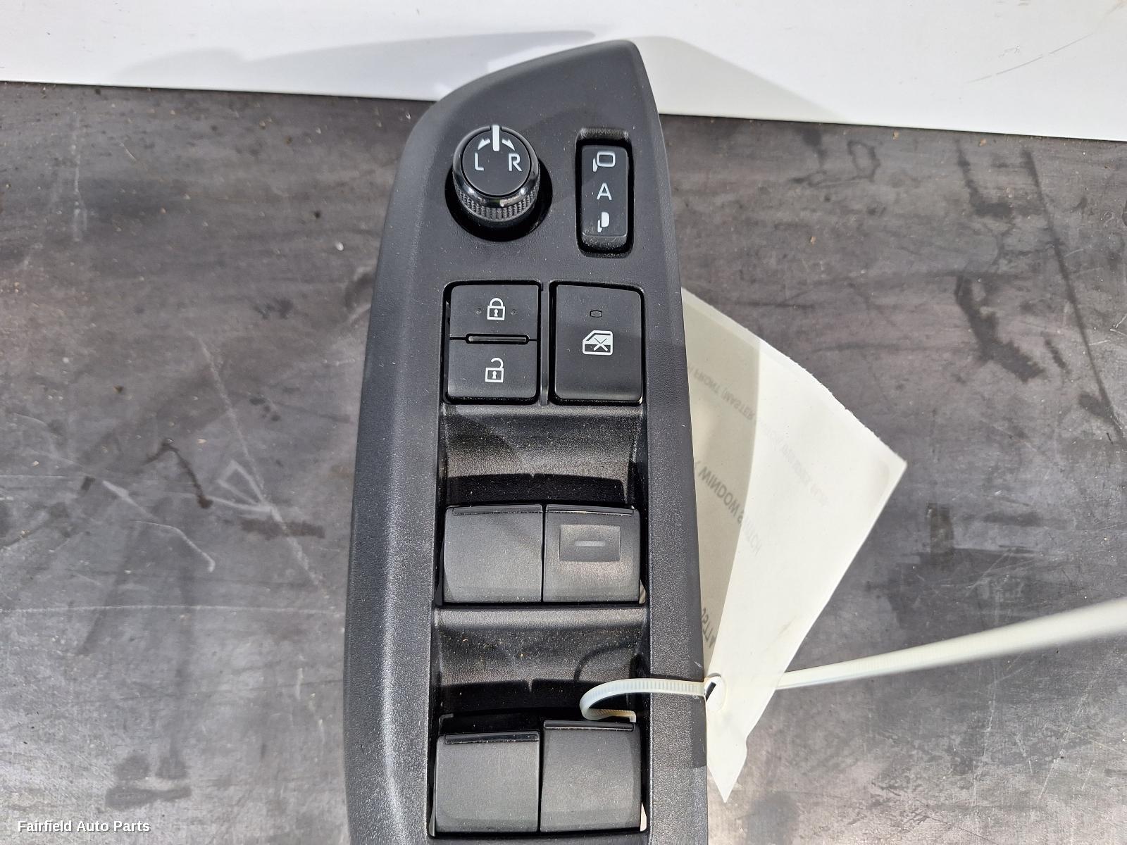 2020-2025 Toyota Yaris Pwr Dr Wind Switch
