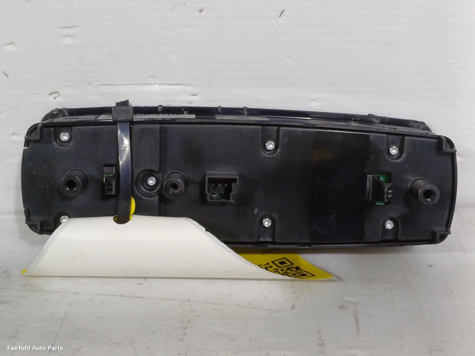2010-2011 Mercedes B Class Pwr Dr Wind Switch