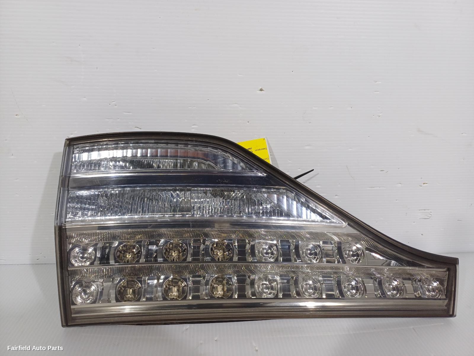 2009-2019 Toyota Estima Rear Garnish