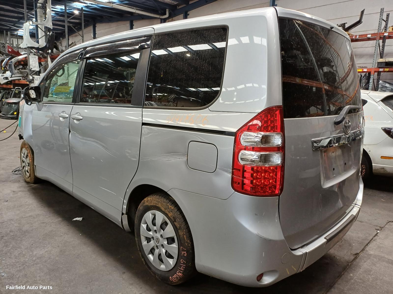 2007-2014 Toyota Noah (import) Right Front Door