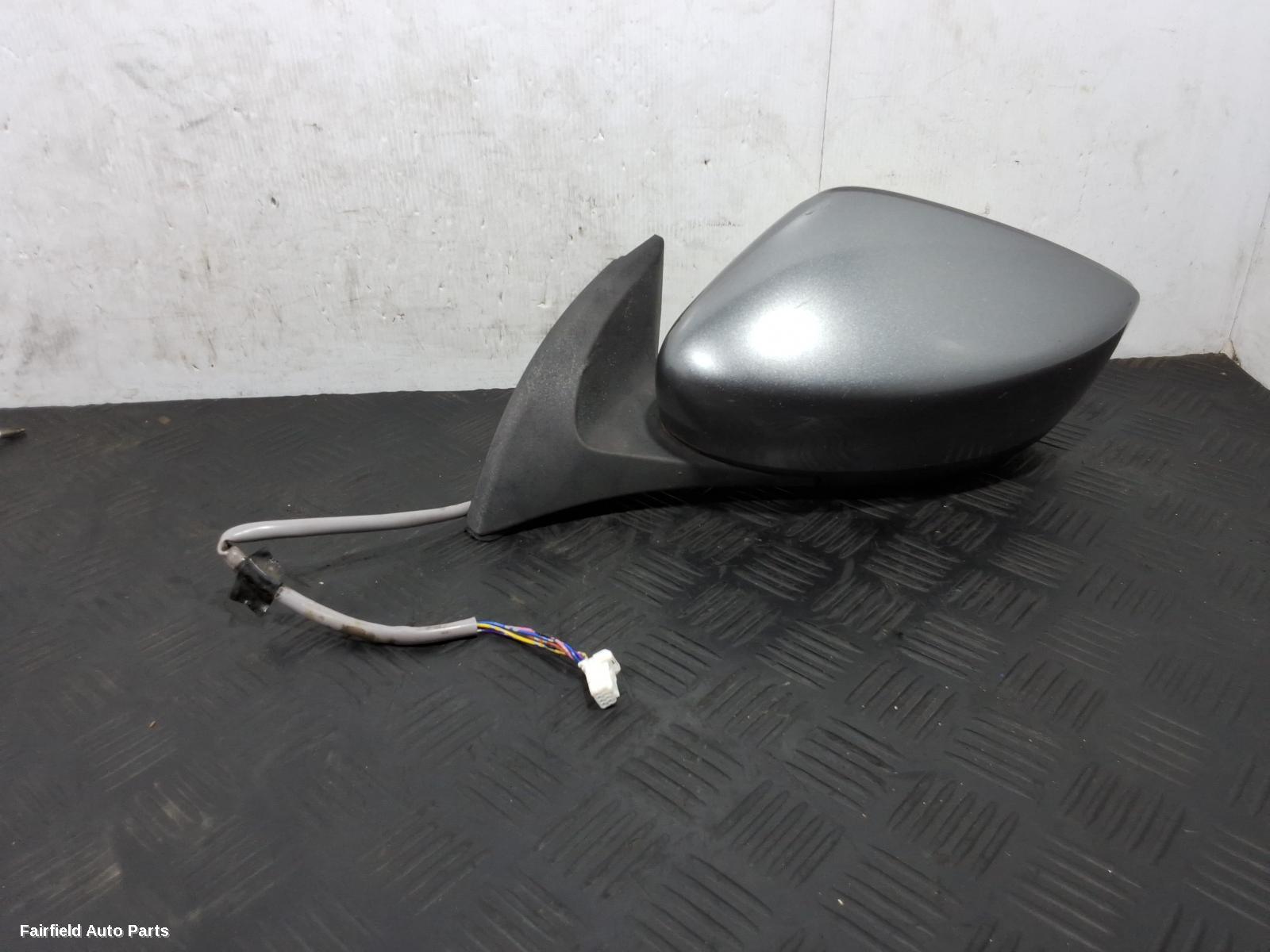 2010-2017 Nissan Leaf Left Door Mirror