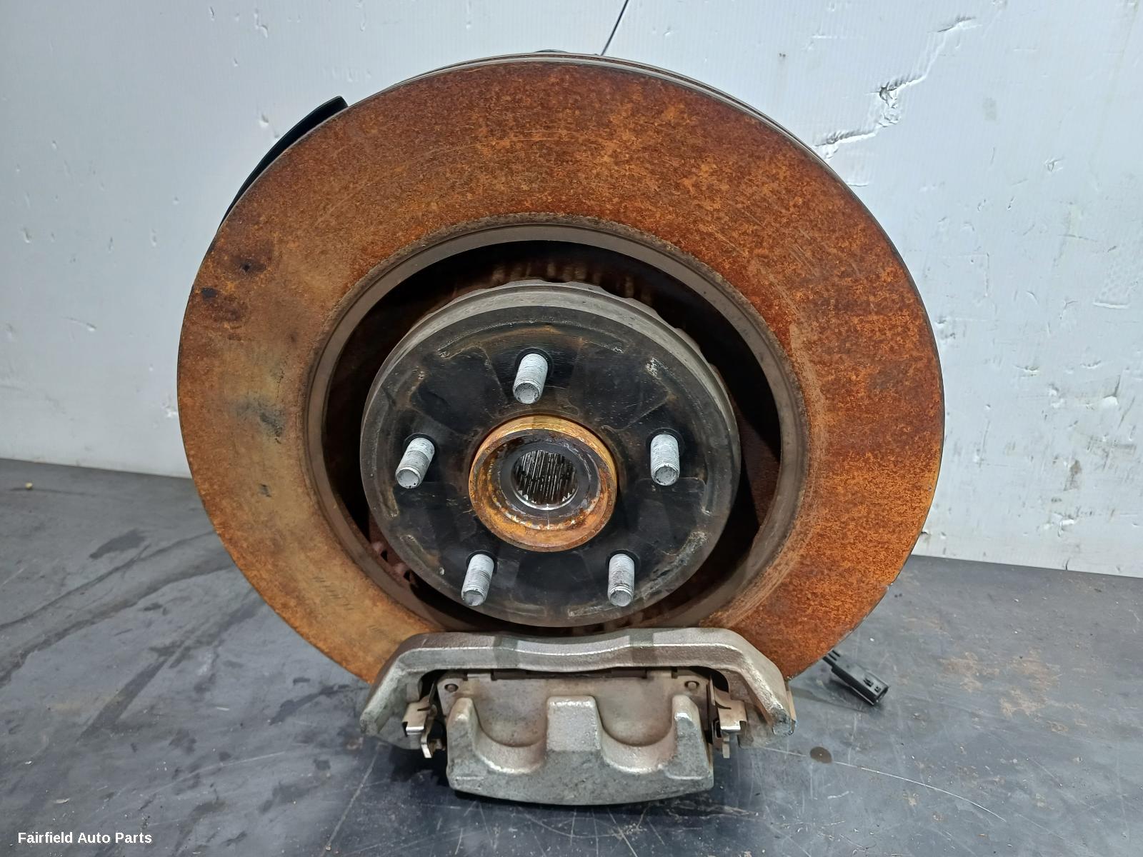 2021-2026 Mitsubishi Outlander Left Front Hub Assembly