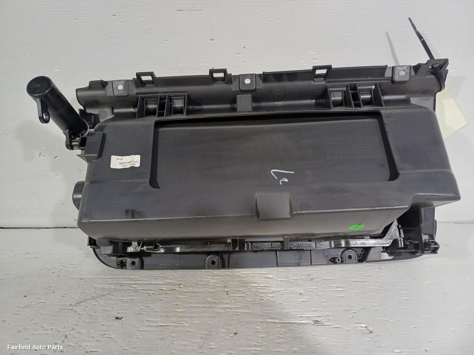 2017-2026 Ldv D90 Glove Box