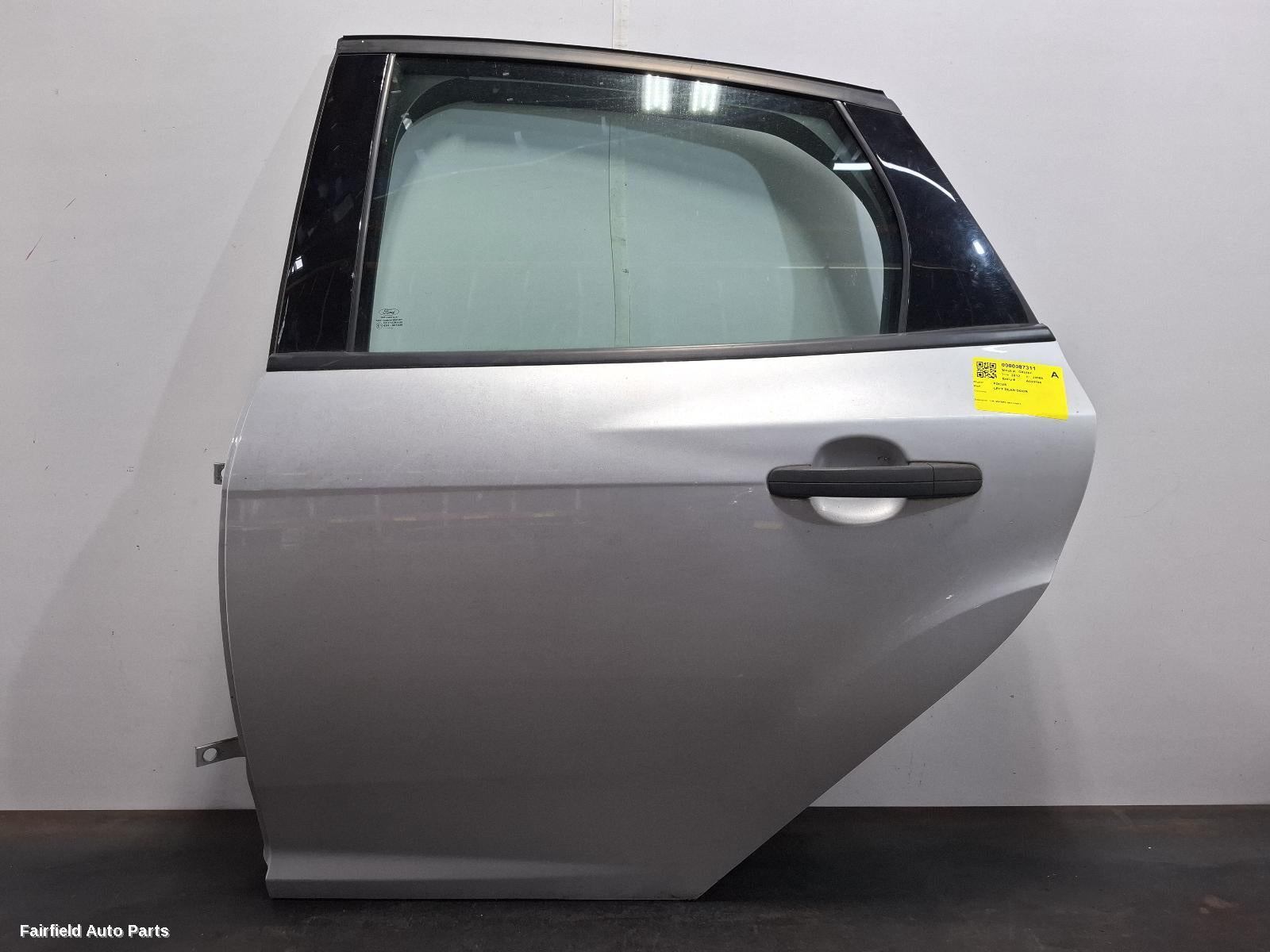 2011-2013 Ford Focus Left Rear Door Sliding