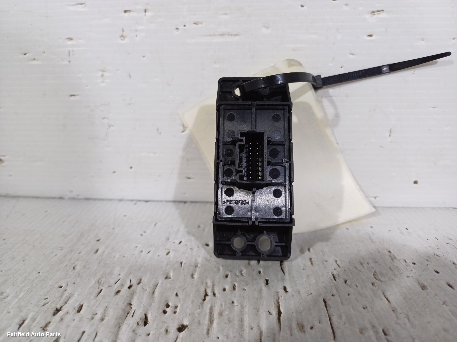 2017-2021 Nissan Qashqai Combination Switch