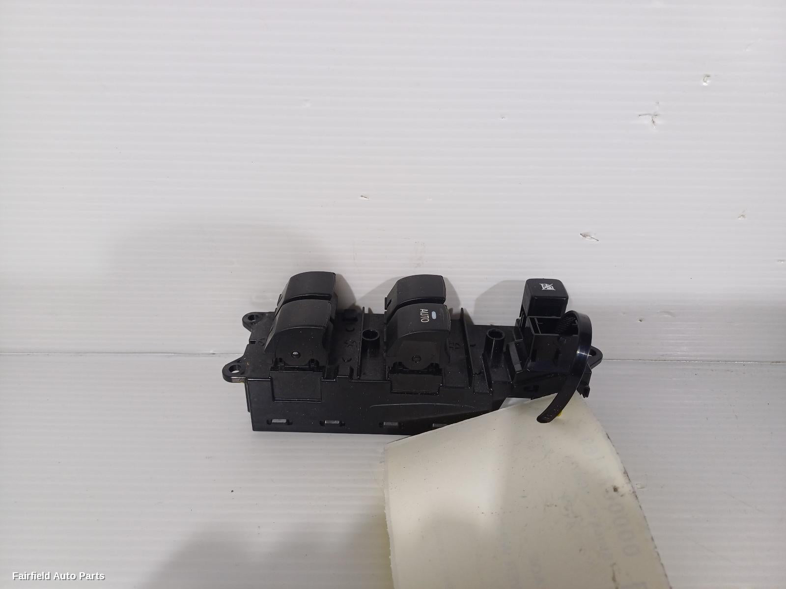 2012-2023 Mitsubishi Mirage Pwr Dr Wind Switch