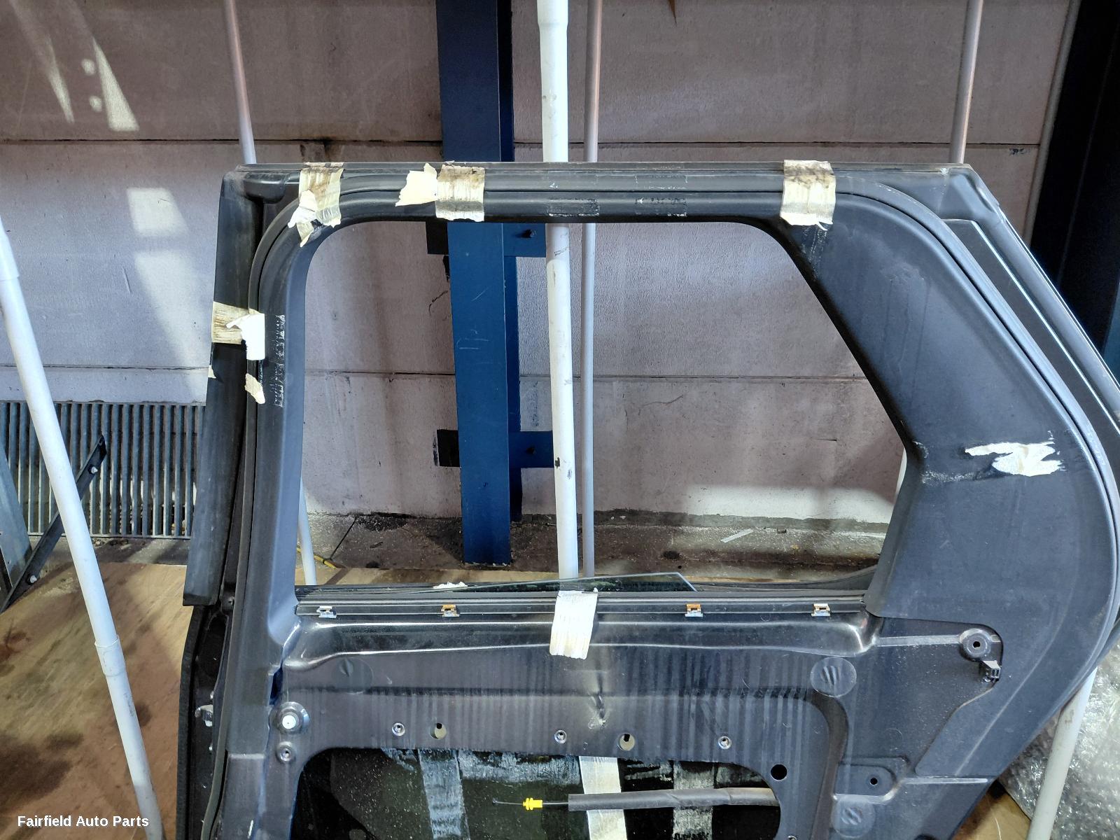2016-2026 Land Rover Discovery Right Rear Door Sliding