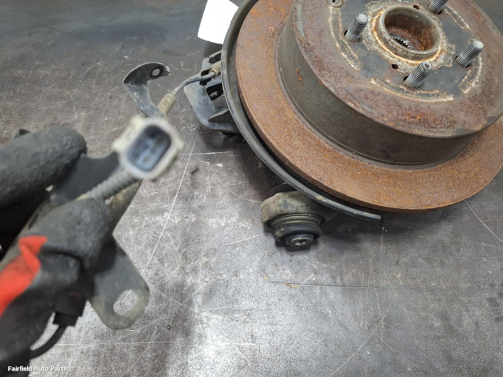 2013-2021 Toyota Kluger Left Rear Hub Assembly