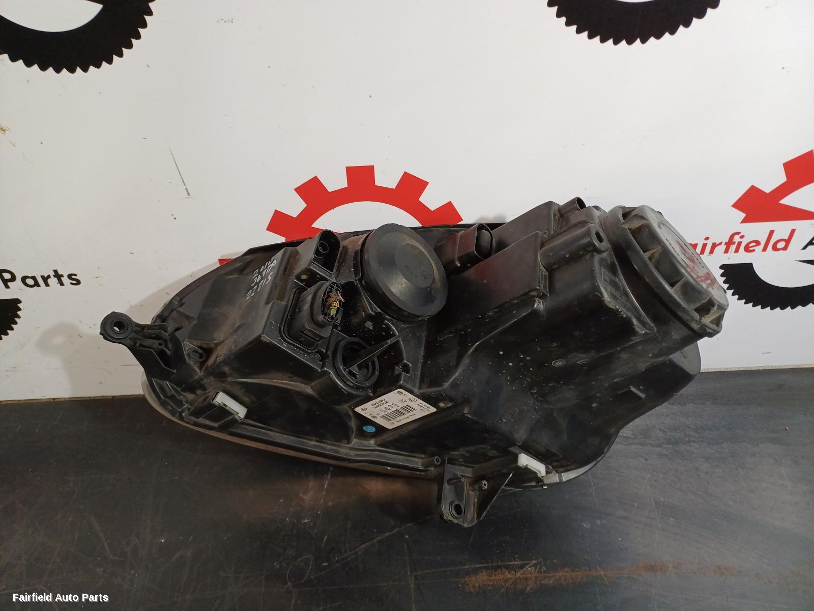 2006-2011 Volkswagen Jetta Right Headlamp