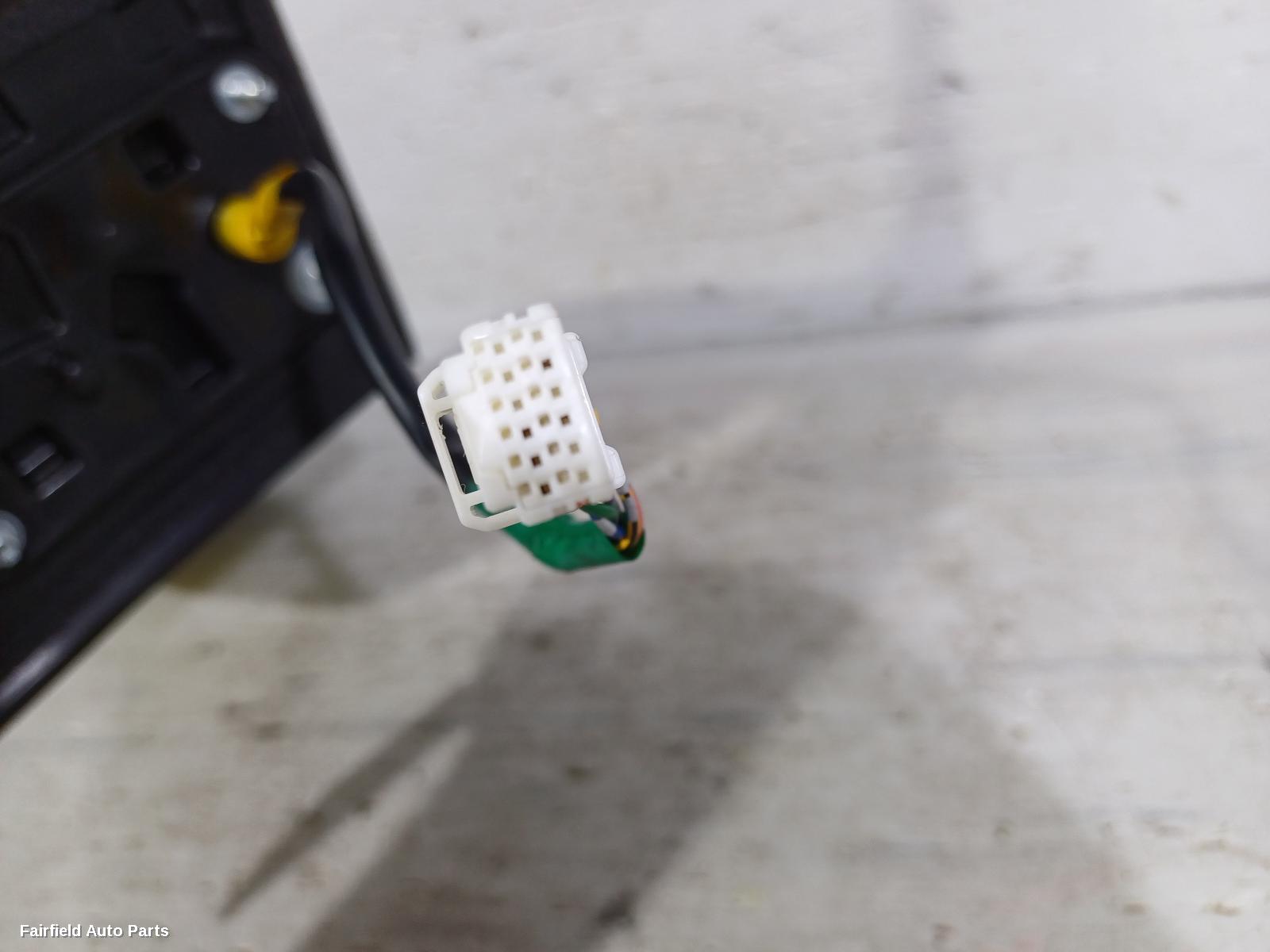 2012-2017 Nissan Pulsar Left Door Mirror