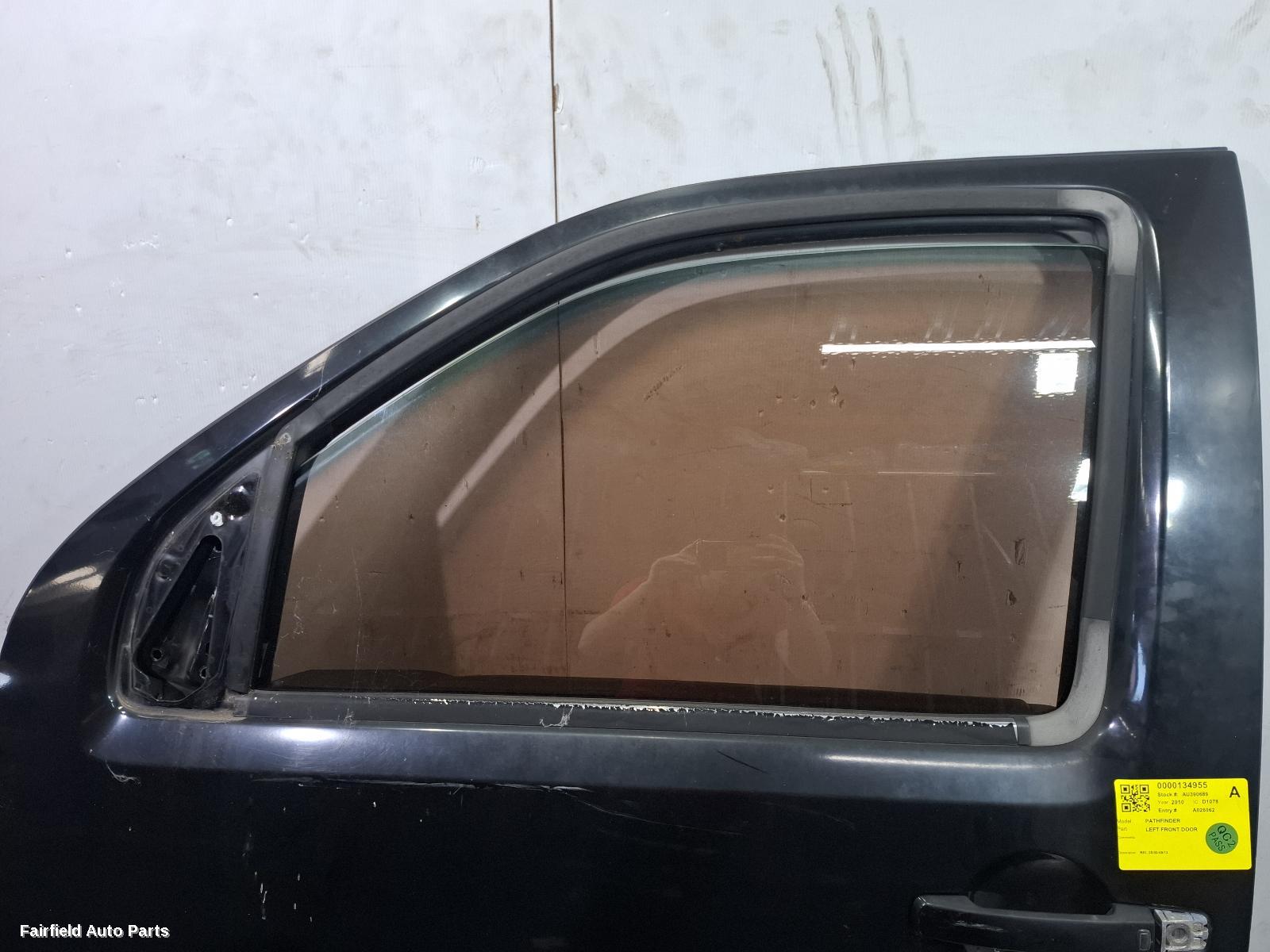 2005-2013 Nissan Pathfinder Left Front Door