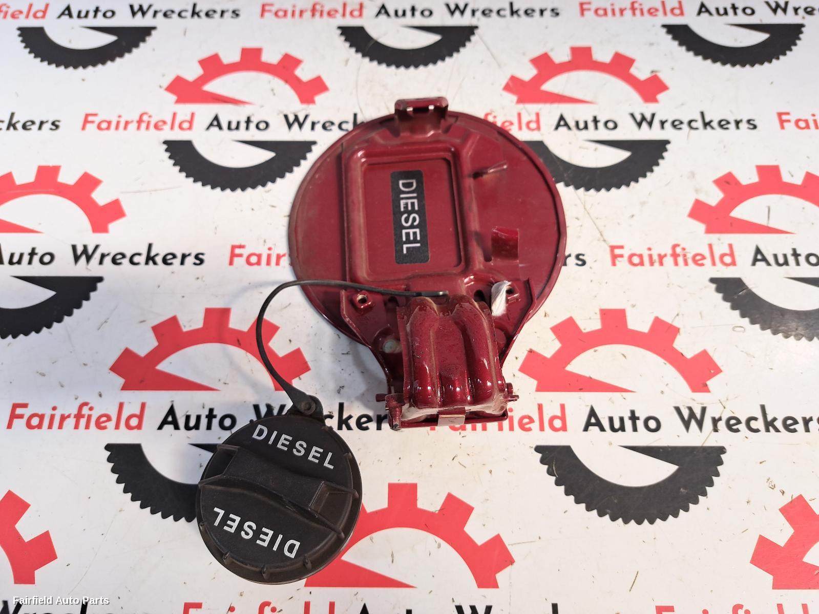 2005-2014 Kia Carnival/grand Carnival Fuel Door   Filler