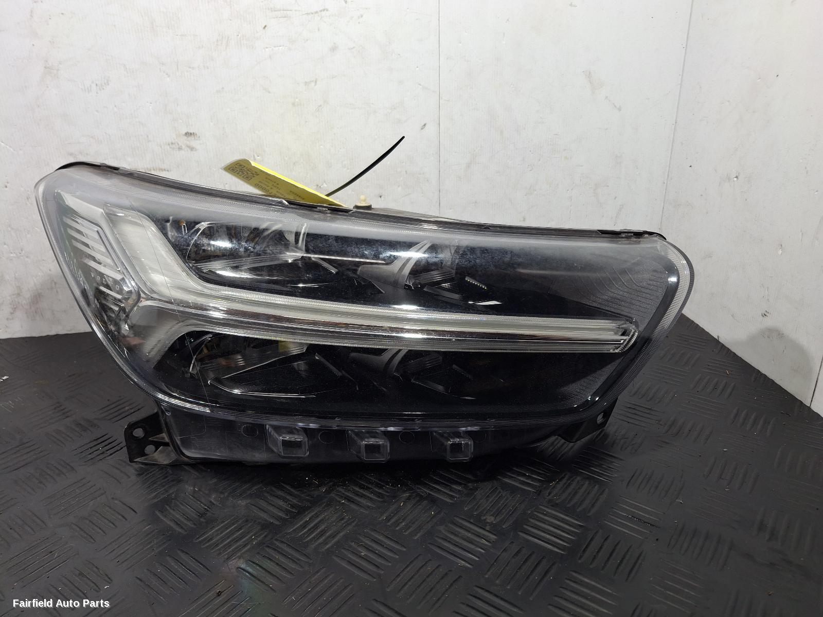2018-2022 Volvo Xc40 Right Headlamp