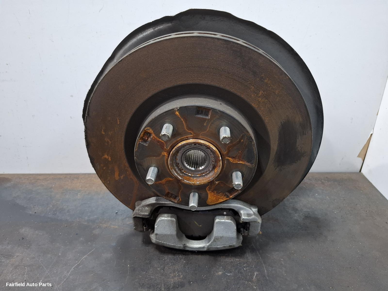 2017-2026 Mitsubishi Eclipse Cross Right Front Hub Assembly