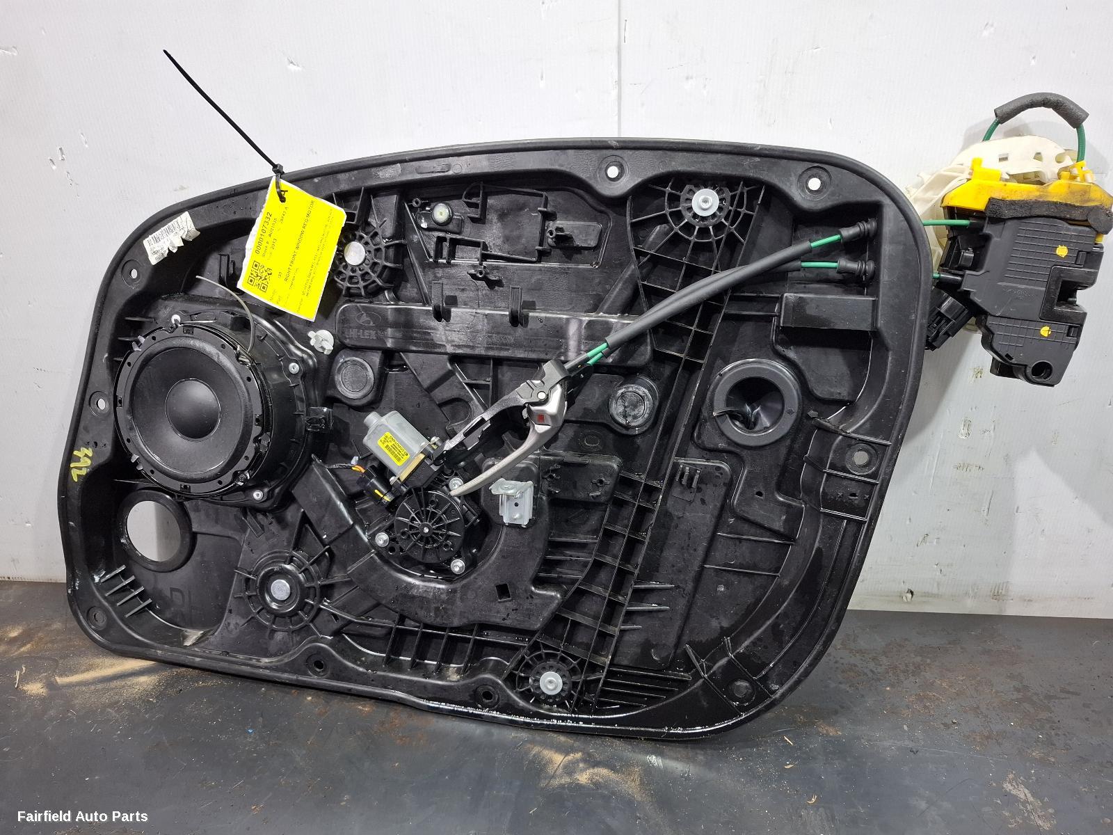 2012-2017 Hyundai I30 Right Front Window Reg Motor