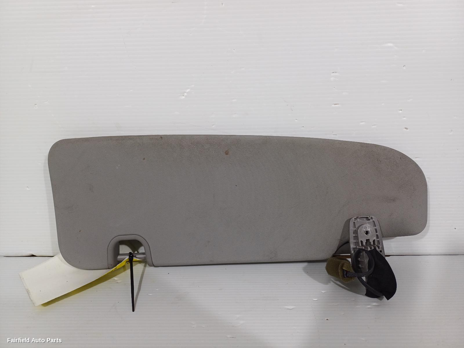 2016-2026 Alfa Romeo Giulia Sunvisor