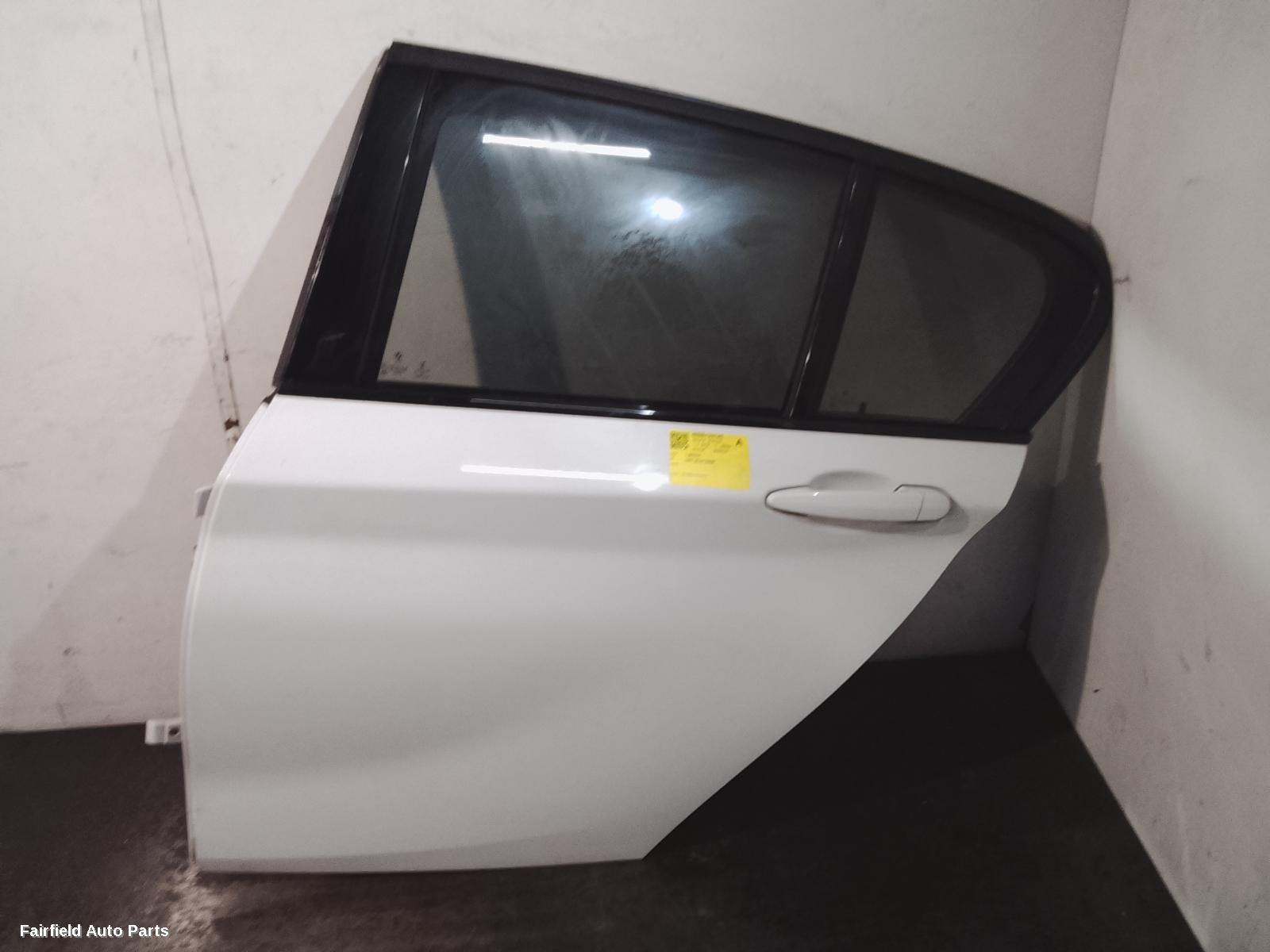 2011-2019 Bmw 1 Series Left Rear Door Sliding