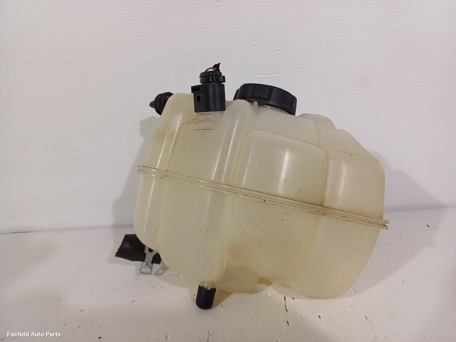 2015-2026 Volvo Xc90 Overflow Bottle